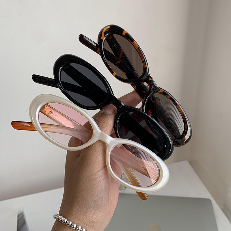 Spicy Girl Pulls Sister Cat Eye Elliptical Fashionable Sungla Instagram Leopard Print Hawksbill Brown sunglasses_voghion.com