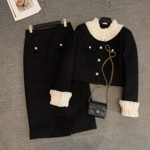 Длинная юбка, пуховик, комплект, утепленная куртка, изысканный стиль, в стиле Шанель, по фигуре, в западном стиле