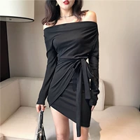 Mùa thu quần áo nữ 2018 phiên bản Hàn Quốc mới của trái tim của từ off-the-vai đầm khí Slim băng bất thường váy đen váy hở lưng