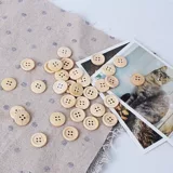 Новая мама рука -сделанные деревянные кнопки