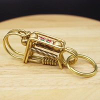 Бронзовый красный счастливый