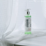 Clarins, освежающее женьшеневое молочко, шампунь, 300 мл