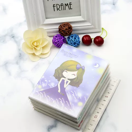 Милая свежая книга, блокнот, переносной ноутбук для школьников