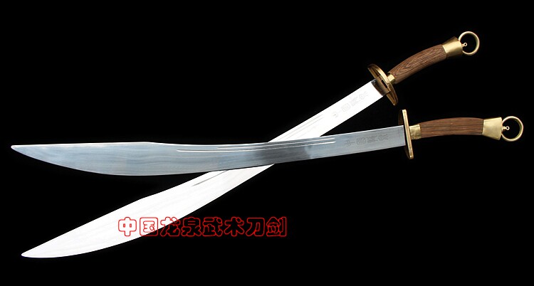 刀剑艺术：探索东凡刀剑的魅力