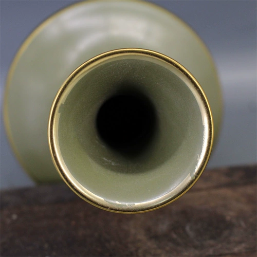 Daaqing yongzheng Год чая лотос рисует золотые бутылочные антикварные игроки