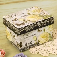 K стиль/серая цветочная бабочка