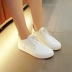 Mùa xuân 2018 phiên bản Hàn Quốc hoang dã của những đôi giày trắng thấp để giúp giày nữ sinh viên thủy triều với những đôi giày nhỏ giản dị