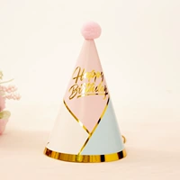 Геометрическая розовая шляпа дня рождения