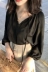 Hàn quốc phiên bản của retro chic gió với V-Cổ áo thun màu rắn áo sơ mi của phụ nữ hoang dã đèn lồng lỏng tay áo mỏng áo triều sơ mi ngắn tay Áo sơ mi