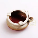 Керамическая древняя глиняная пешевая мода с резервуарами для хранения воды уничтожает огненную головку, сигареты, пепельная чашка.