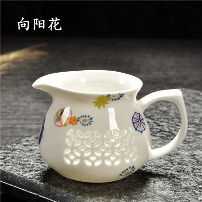 Керамическая чашка диг -диг -чайная чайная морская белая фарфоровая фарфоровое джинге город Синий и белый фарфоровый кунг -фу чай набор Полый