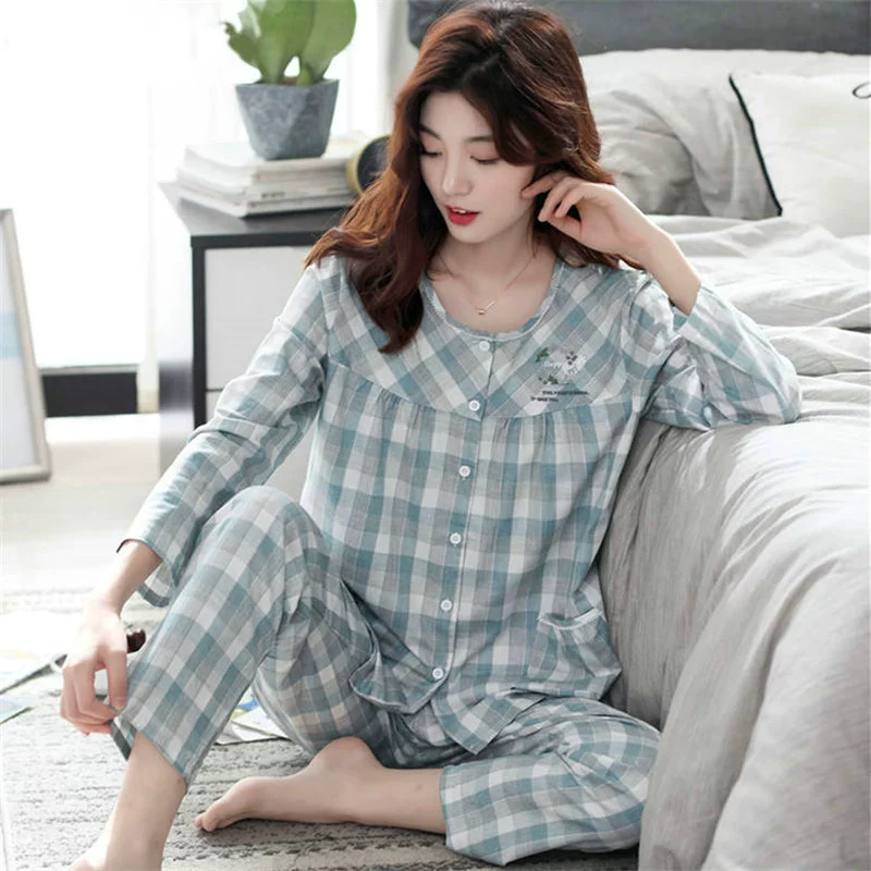 Bộ đồ ngủ nữ mùa xuân và mùa thu cổ tròn hở ngực cotton tinh khiết dài tay chất béo mm plus fat plus size phục vụ tại nhà của mẹ bộ đồ hai mảnh - Cha mẹ và con