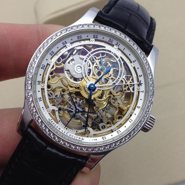 积家镂空雕花陀飞轮白金镶钻