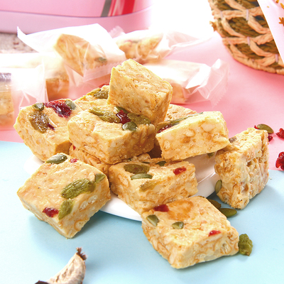蔓越莓雪花酥休闲小吃散装手工自制果仁糕点