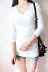 Thu đông 2017 phiên bản Hàn Quốc mới của áo thun cotton kẻ sọc cổ chữ V dài cổ áo Slim dài tay áo thun hông dài áo sơ mi áo phông ngắn tay Áo phông