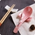 Yousiju phong cách Nhật mận đũa đũa gốm đũa đũa đũa sáng tạo nhà bếp đũa kéo đũa bộ đồ ăn giá đũa - Đồ ăn tối