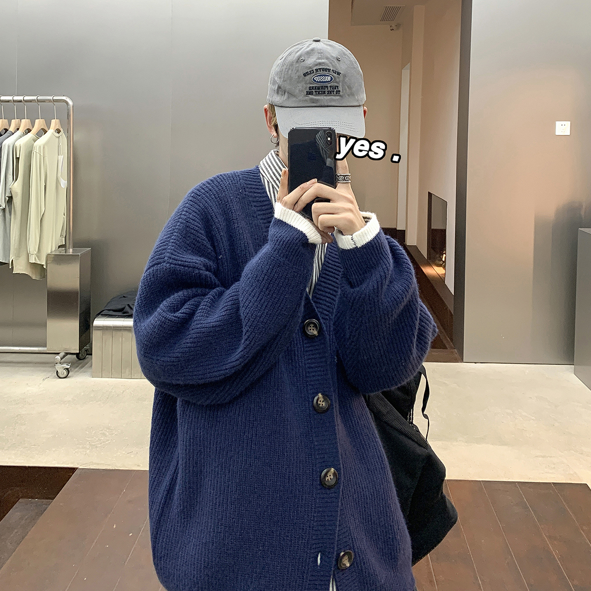 Navyspring lovers leisure time Cardigan sweater man Korean version Chaopai Solid color easy V-neck knitting Languid Versatile loose coat