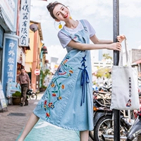 Pre-sale Suluo Bướm Thời Trang Gió Quốc Gia Thêu Váy Nữ Mùa Hè 2018 Dây Đeo Mới Denim Jumpsuit đầm voan tay dài