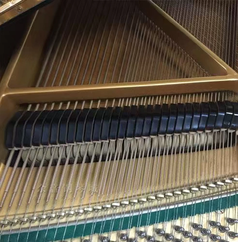 Первоначальный второй японский Yamahaha G2 High -End Performance Triangle Piano