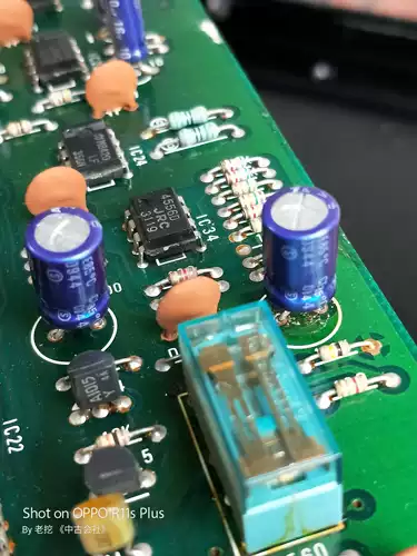 MJ использовал эту машину YAMAHA TX816 FM -модуляция, MJ использовал эту машину, чтобы сделать много песен