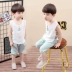 Chàng trai mùa hè phù hợp với trẻ em của Trung Quốc phong cách cotton và linen vest phù hợp với trẻ em không tay hai mảnh đặt 0-1-2-4 tuổi