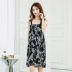 Sling váy là băng mỏng lụa nếp gấp lỏng nightdress tươi rộng dây đeo vai bãi biển váy sexy Slim vẻ đẹp trở lại dịch vụ nhà đầm cho người trung niên Đêm đầm