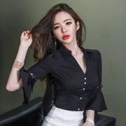 2018 phụ nữ mới mùa xuân phiên bản Hàn Quốc của OL khí chất cổ chữ V trang trí chuyên nghiệp body kèn tay áo sơ mi hoang dã - Áo sơ mi