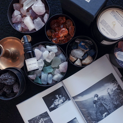 Импортная жестяная коробка, аромотерапия, диффузор из нефрита, масло, Франция, подарок на день рождения