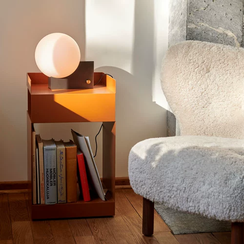 Дания искренний и торговый скандал.