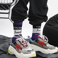 Tide thương hiệu INS Harajuku Cao Đẳng gió đường phố hip hop sọc chữ trong ống cotton socks nam giới và phụ nữ trượt ván vớ tất bông xù nam