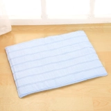 Устойчивый к постели, антипригарный, дышащий коврик пудрово-синего цвета.