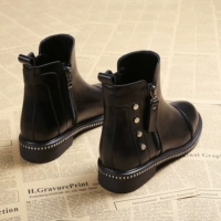 Martens, демисезонные короткие сапоги, универсальные ботинки на плоской подошве в английском стиле, обувь, коллекция 2023, в британском стиле, большой размер