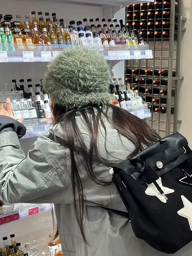 Вместительная и большая сумка на одно плечо, сумка через плечо, рюкзак, коллекция 2023, в корейском стиле, с вышивкой