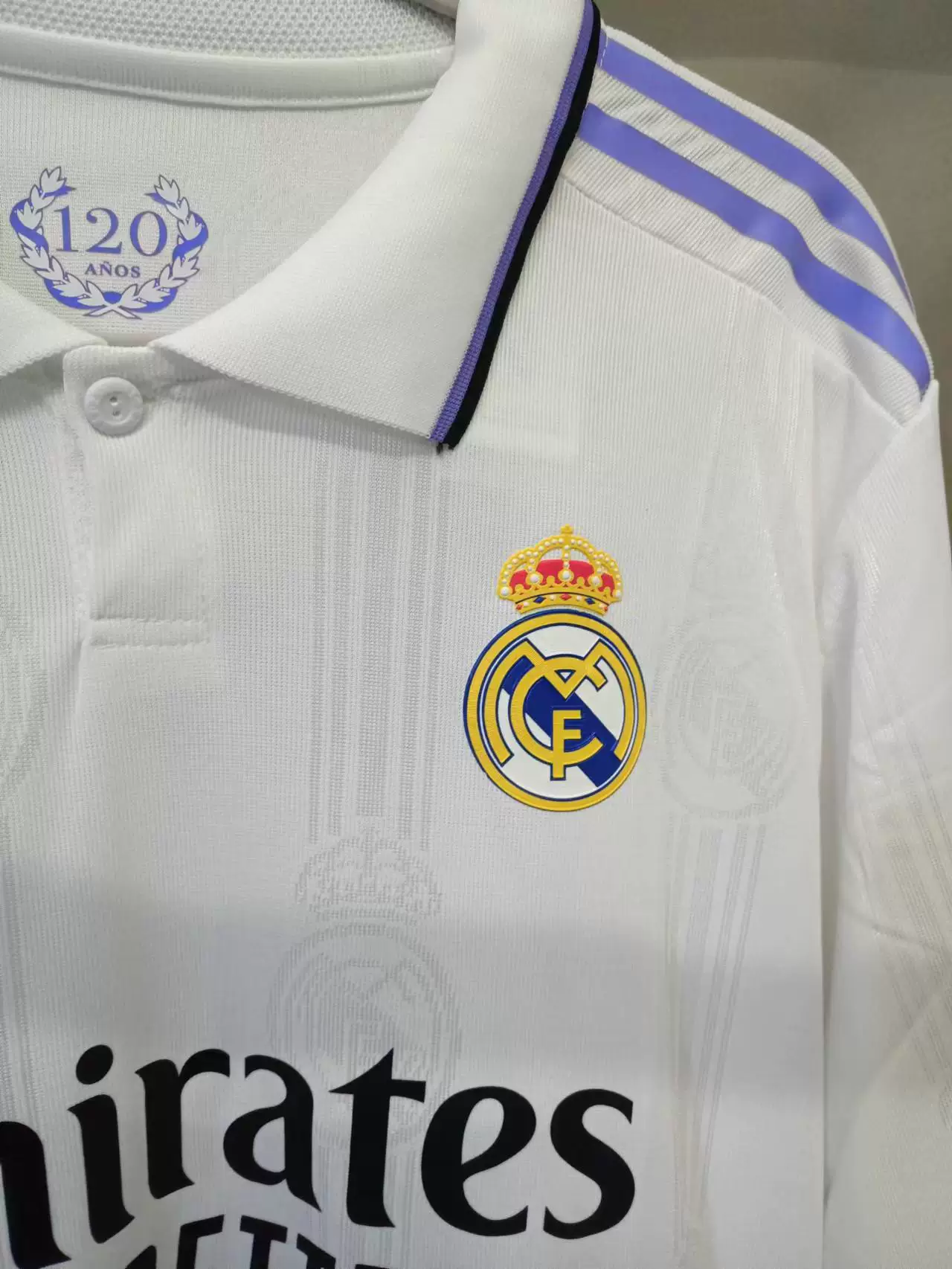 Футболка домашняя длинным рукавом Real Madrid версии игрока Модрич Бензер Мичларо Корос Вини джерси