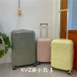 Чемодан с молнией, 20 дюймов