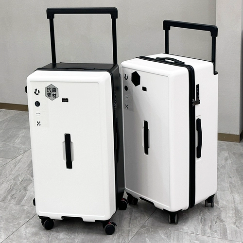 Качественный вместительный и большой универсальный чемодан на колесиках