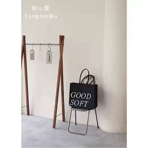 Вместительная и большая сумка на одно плечо