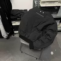 Черная куртка