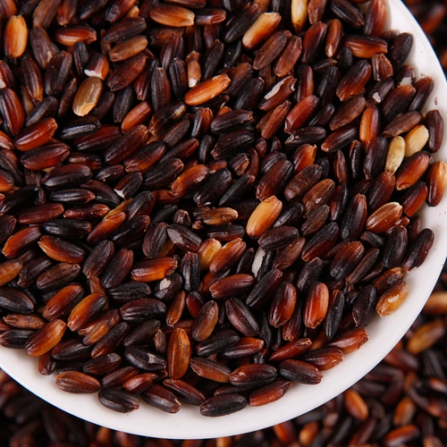 Северо -восточный черный клейкий рисовый фермеры производили кроваво -клейкий рис черный рис черный рис, зерновые зерна, грубые зерна, кара каша 500G