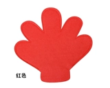 Детские руки, держащие танцевальные реквизиты La La La La La La La Teams, церемония открытия команды Properra, командная гимнастика