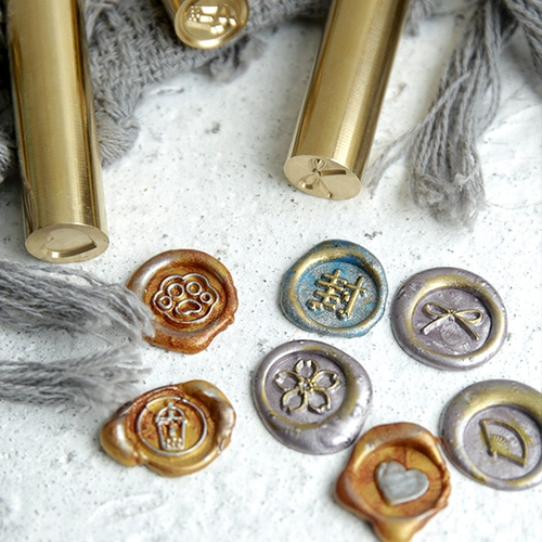 Огненная краска уплотнение мини -лак -глава конверт приглашение приглашения после карты уплотнение уплотнение уплотнение уплотнение Мини Медная колонна Огненная краска