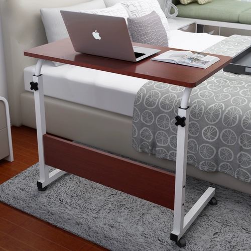 Диван для кровати, журнальный столик для спальни, ноутбук