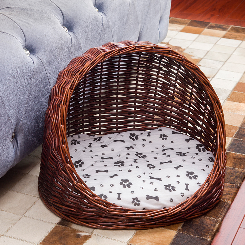 кошачий домик плетеный. кот в корзинке. лежанка для кошки из ротанга. плетеная корзина для кошки. домик для кошки из ротанга.