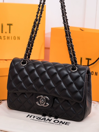 Сумка через плечо, цепь, сумка на одно плечо, сумка для телефона, коллекция 2023, изысканный стиль, на цепочке, из натуральной кожи, в стиле Шанель