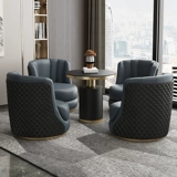 Офис продаж переговоры о диване и стульях Светловая гостиная гостиная однопола