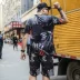 2018 mùa hè mới thể thao ngắn- tay người đàn ông giản dị graffiti xu hướng in ấn thiết lập của nam giới cộng với chất béo kích thước lớn quần áo của nam giới set đồ nam Bộ đồ