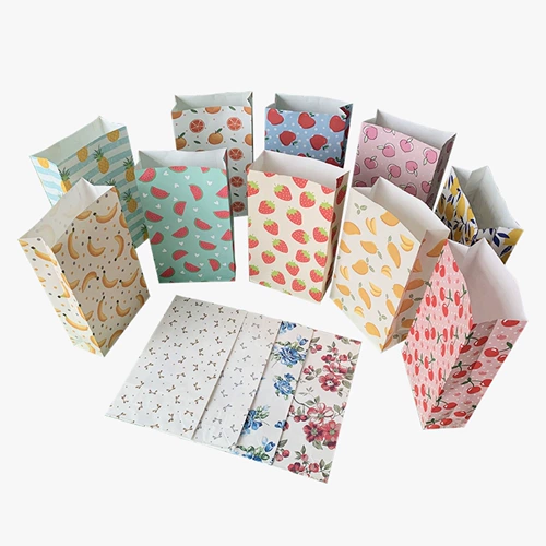 В середине выхода без ручной складной бумажной пакет