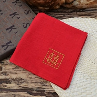 Большой красный