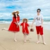 Váy đi biển cho bố mẹ cho bé mặc hè nữ nữ đi biển phong cách nước ngoài Thời trang Hàn Quốc Váy đỏ 2019 mới - Trang phục dành cho cha mẹ và con