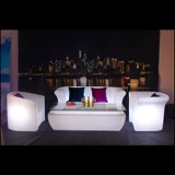 Промоушеное светодиодное светодиодное одно -частное диван простой бар -стул на открытом воздухе с высоким содержанием стола задних стул Комбинация легкой мебели